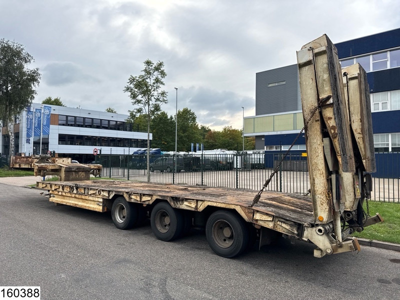 Louault Lowbed 34,000 kg, Steering axle, Hydraulic, Winch - عربة مسطحة منخفضة نصف مقطورة: صور 3 Louault Lowbed 34,000 kg, Steering axle, Hydraulic, Winch - عربة مسطحة منخفضة نصف مقطورة: صور 3