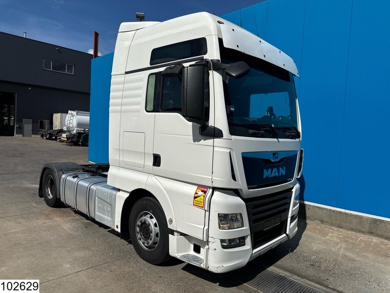 MAN TGX 18 460 EURO 6 - شاحنة جرار: صور 3 MAN TGX 18 460 EURO 6 - شاحنة جرار: صور 3