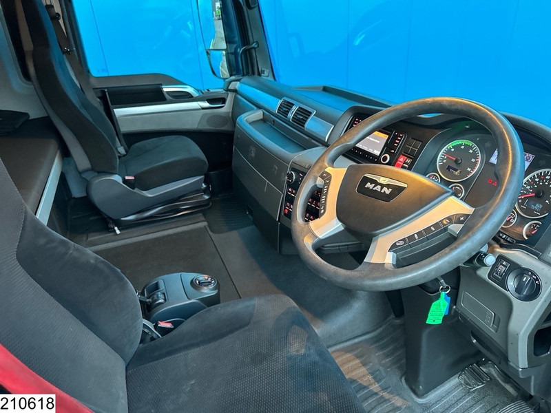 MAN TGX 24 440 6x2, EURO 6, RHD, ADR, Hydraulic - شاحنة جرار: صور 5 MAN TGX 24 440 6x2, EURO 6, RHD, ADR, Hydraulic - شاحنة جرار: صور 5