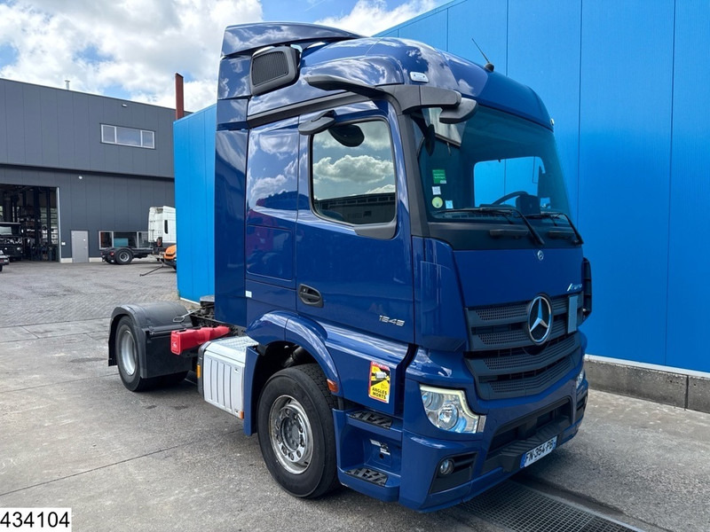 Mercedes-Benz Actros 1845 EURO 6D, MP5, Mirrorcams - شاحنة جرار: صور 3 Mercedes-Benz Actros 1845 EURO 6D, MP5, Mirrorcams - شاحنة جرار: صور 3