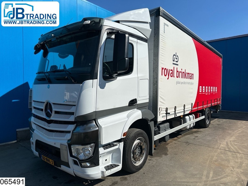 Mercedes-Benz Antos 1833 EURO 6, Dhollandia - شاحنة ستارة: صور 1 Mercedes-Benz Antos 1833 EURO 6, Dhollandia - شاحنة ستارة: صور 1