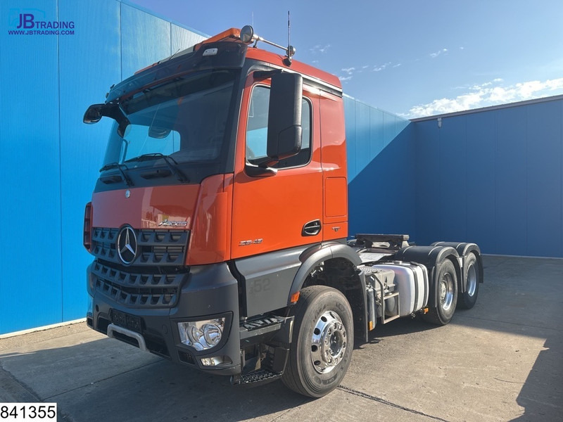 Mercedes-Benz Arocs 2648 6x4, EURO 6, Hydraulic, Retarder - شاحنة جرار: صور 1 Mercedes-Benz Arocs 2648 6x4, EURO 6, Hydraulic, Retarder - شاحنة جرار: صور 1