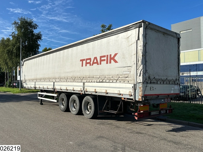 Piacenza Tautliner Piacenza, Tautliner - الخيمة نصف مقطورة: صور 4 Piacenza Tautliner Piacenza, Tautliner - الخيمة نصف مقطورة: صور 4