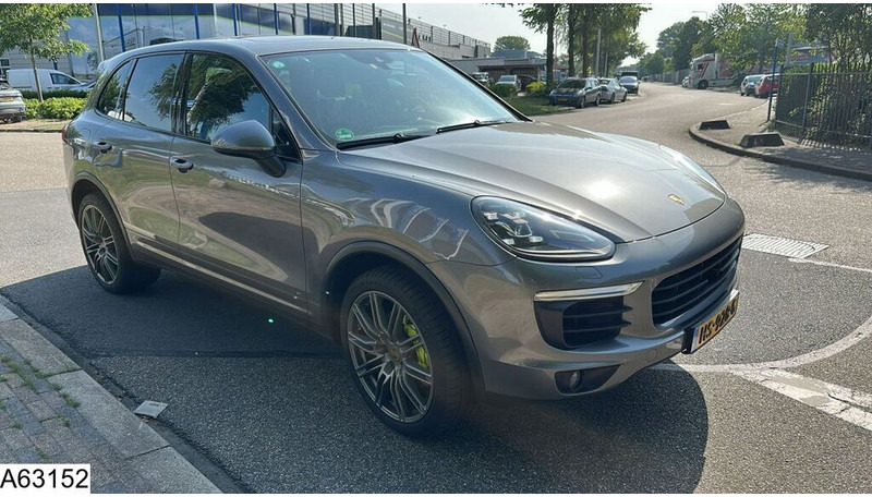 Porsche Cayenne Cayenne S E-Hybrid - سيارة: صور 2 Porsche Cayenne Cayenne S E-Hybrid - سيارة: صور 2