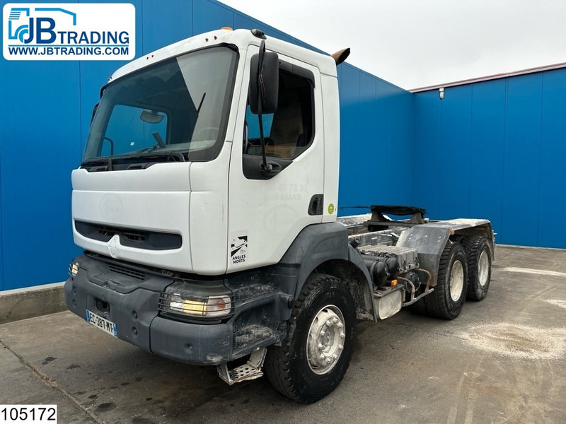 Renault Kerax 370 6x4, Manual, Steel suspension - شاحنة جرار: صور 1 Renault Kerax 370 6x4, Manual, Steel suspension - شاحنة جرار: صور 1