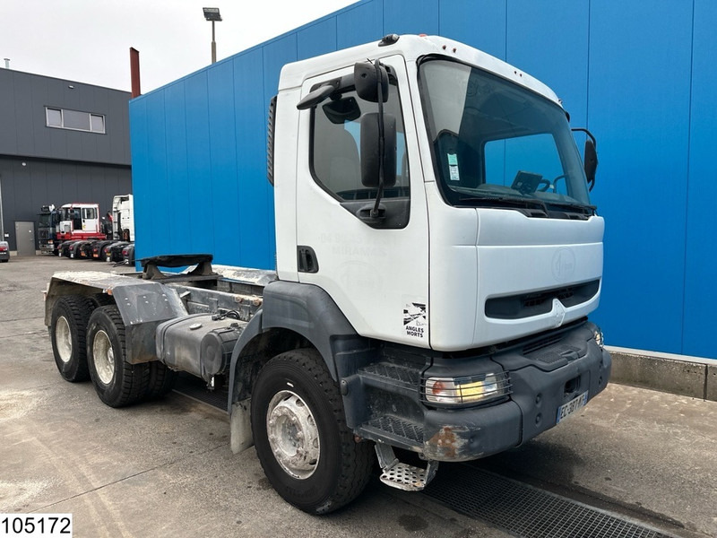 Renault Kerax 370 6x4, Manual, Steel suspension - شاحنة جرار: صور 4 Renault Kerax 370 6x4, Manual, Steel suspension - شاحنة جرار: صور 4
