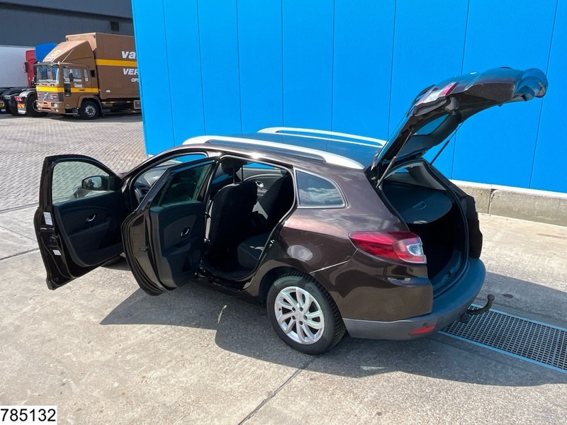 Renault ? Megane 1.5 Price includes VAT - سيارة: صور 2 Renault ? Megane 1.5 Price includes VAT - سيارة: صور 2