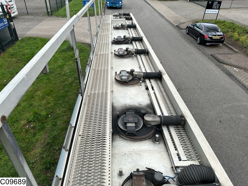 نصف مقطورة صهريج Trailor Fuel 39915 Liter, 9 Compartments: صور 11