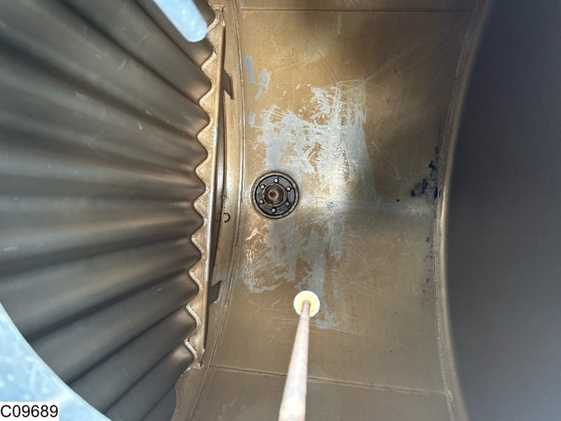 نصف مقطورة صهريج Trailor Fuel 39915 Liter, 9 Compartments: صور 10