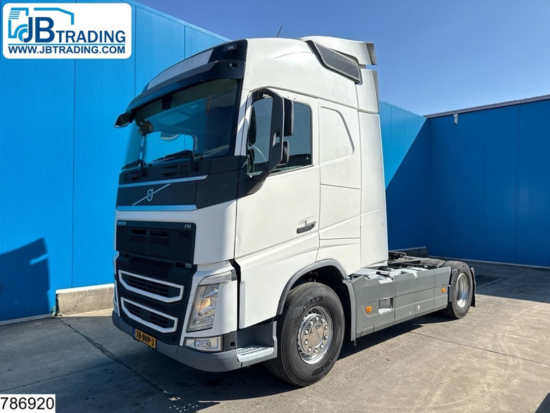 Volvo FH 420 EURO 6 - شاحنة جرار: صور 1 Volvo FH 420 EURO 6 - شاحنة جرار: صور 1
