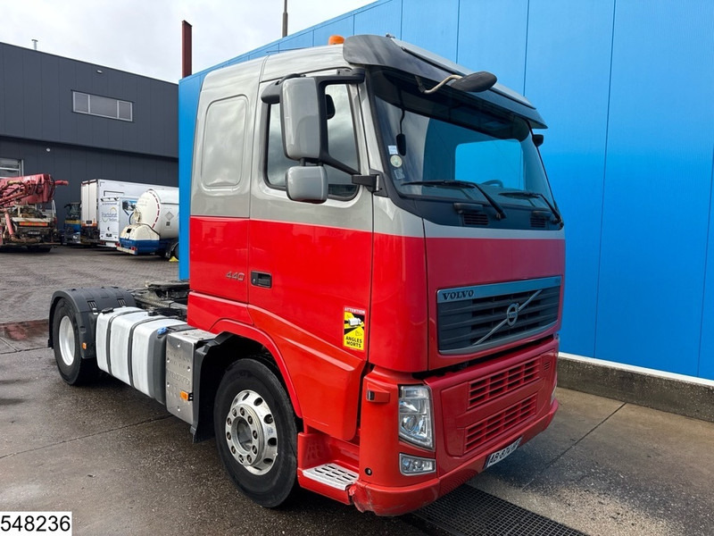 Volvo FH 440 EURO 5, PTO, Hydraulic - شاحنة جرار: صور 3 Volvo FH 440 EURO 5, PTO, Hydraulic - شاحنة جرار: صور 3