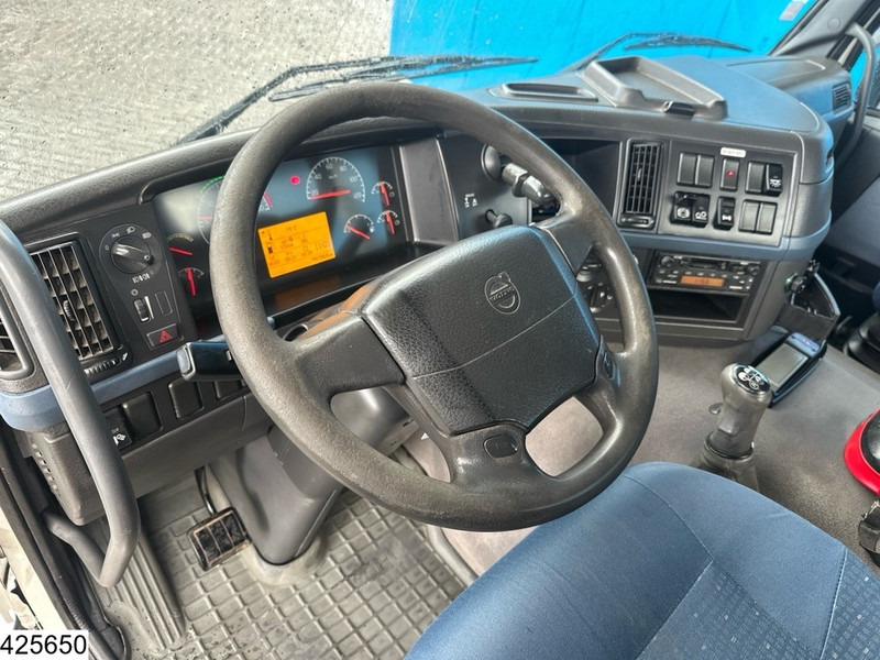 Volvo FM 300 6 X 2, Manual, Steel suspension, Palfinger - شاحنات مسطحة, شاحنة كرين: صور 5 Volvo FM 300 6 X 2, Manual, Steel suspension, Palfinger - شاحنات مسطحة, شاحنة كرين: صور 5