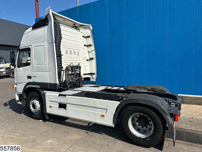 Volvo FM 450 EURO 5 - شاحنة جرار: صور 4 Volvo FM 450 EURO 5 - شاحنة جرار: صور 4
