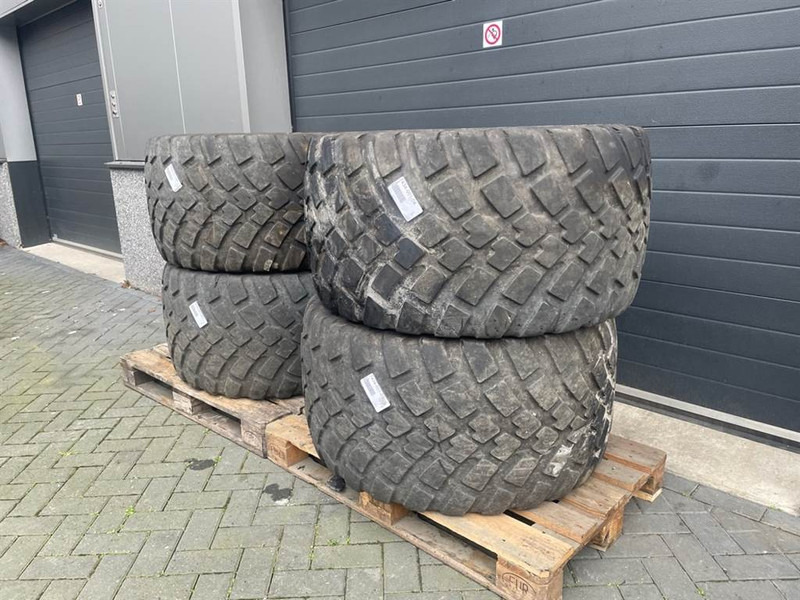 Ahlmann AS900-LEAO 560/45R22.5-Tire/Reifen/Band - الإطارات والجنوط - آلات البناء: صور 2 Ahlmann AS900-LEAO 560/45R22.5-Tire/Reifen/Band - الإطارات والجنوط - آلات البناء: صور 2