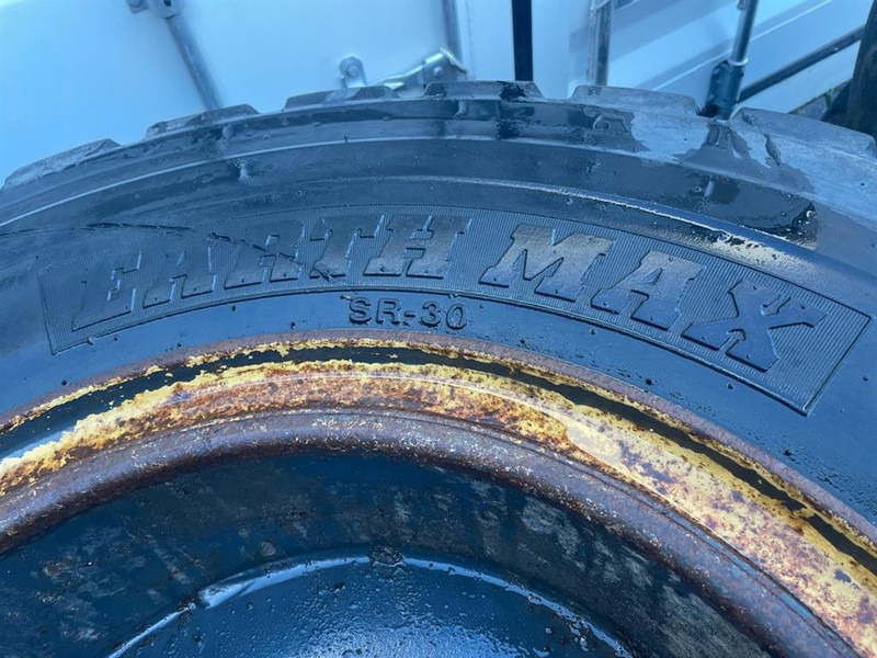 الإطارات والجنوط - آلات البناء Ahlmann AZ14-BKT 17.5R25-Tire/Reifen/Band: صور 10 الإطارات والجنوط - آلات البناء Ahlmann AZ14-BKT 17.5R25-Tire/Reifen/Band: صور 10