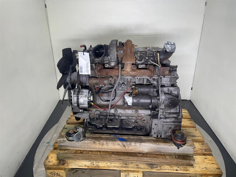 Ahlmann AZ14-Deutz BF4M1012EC-Engine/Motor - المحرك - آلات البناء: صور 1 Ahlmann AZ14-Deutz BF4M1012EC-Engine/Motor - المحرك - آلات البناء: صور 1