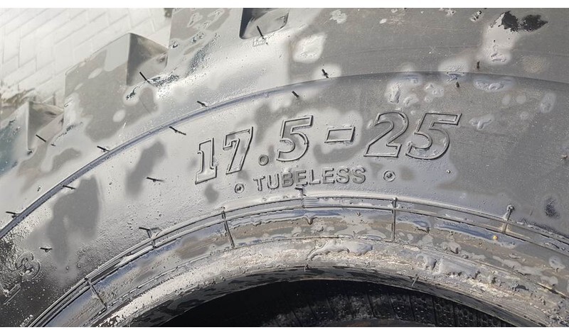 BKT 17.5-25 - Tyre/Reifen/Band - الإطارات - آلات البناء: صور 3 BKT 17.5-25 - Tyre/Reifen/Band - الإطارات - آلات البناء: صور 3