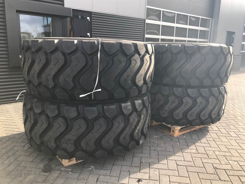 Banden/Reifen/Tires 26.5R25 XHA - Tyre/Reifen/Band - الإطارات والجنوط - آلات البناء: صور 3 Banden/Reifen/Tires 26.5R25 XHA - Tyre/Reifen/Band - الإطارات والجنوط - آلات البناء: صور 3