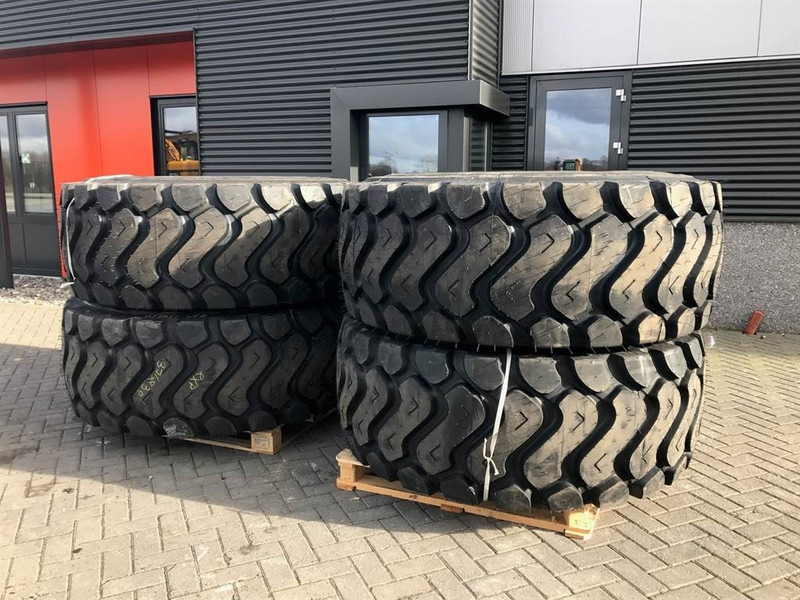 Banden/Reifen/Tires 26.5R25 XHA - Tyre/Reifen/Band - الإطارات والجنوط - آلات البناء: صور 1 Banden/Reifen/Tires 26.5R25 XHA - Tyre/Reifen/Band - الإطارات والجنوط - آلات البناء: صور 1
