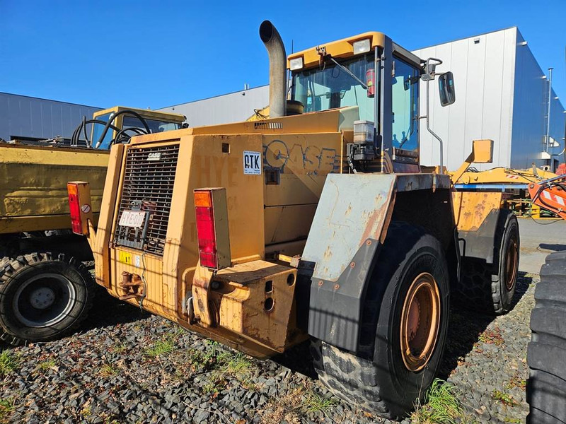Case 821C - (For parts) - اللودر بعجل: صور 3 Case 821C - (For parts) - اللودر بعجل: صور 3
