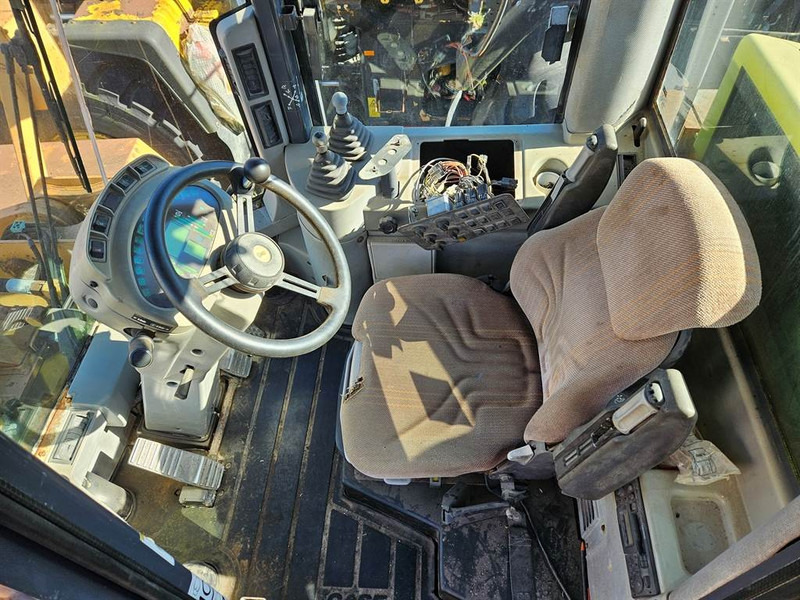 Case 821C - (For parts) - اللودر بعجل: صور 5 Case 821C - (For parts) - اللودر بعجل: صور 5
