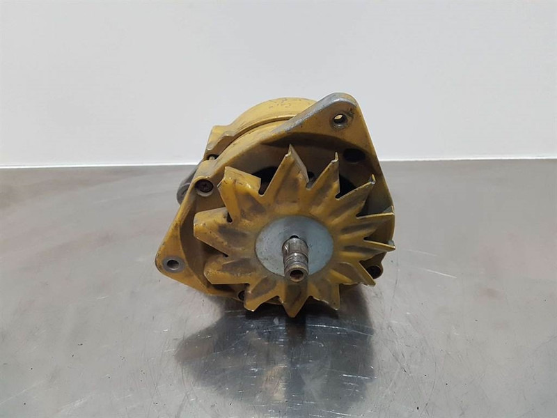 Cat 109-2362-24V 55A-Alternator/Lichtmaschine/Dynamo - المحرك - آلات البناء: صور 2 Cat 109-2362-24V 55A-Alternator/Lichtmaschine/Dynamo - المحرك - آلات البناء: صور 2