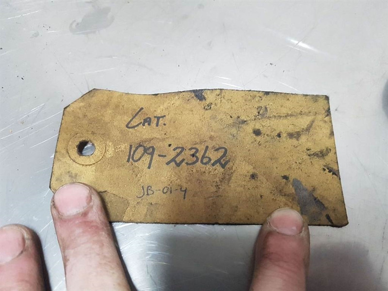 Cat 109-2362-24V 55A-Alternator/Lichtmaschine/Dynamo - المحرك - آلات البناء: صور 4 Cat 109-2362-24V 55A-Alternator/Lichtmaschine/Dynamo - المحرك - آلات البناء: صور 4