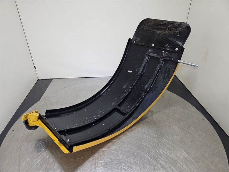 Cat 924-219-6911-Mud guard/Kotfluegel/Spatbord - الإطار/ الشاسيه - آلات البناء: صور 3 Cat 924-219-6911-Mud guard/Kotfluegel/Spatbord - الإطار/ الشاسيه - آلات البناء: صور 3