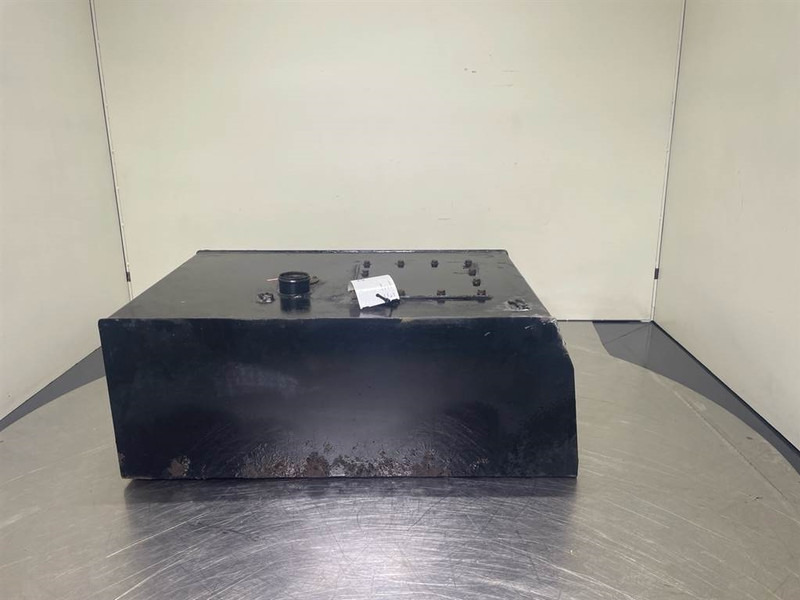 Cat TH62-142-4887-Fuel tank/Kraftstofftank - الإطار/ الشاسيه - آلات البناء: صور 3 Cat TH62-142-4887-Fuel tank/Kraftstofftank - الإطار/ الشاسيه - آلات البناء: صور 3