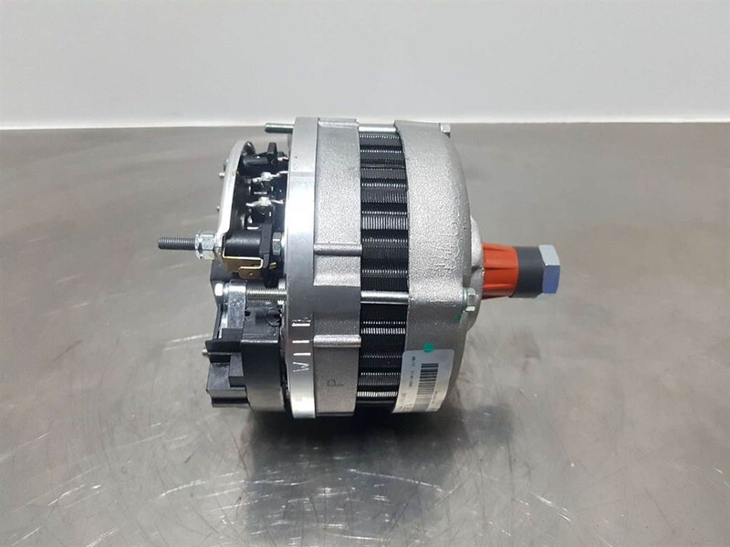 Deutz 1011-14V 60A-Alternator/Lichtmaschine/Dynamo - المحرك - آلات البناء: صور 3 Deutz 1011-14V 60A-Alternator/Lichtmaschine/Dynamo - المحرك - آلات البناء: صور 3