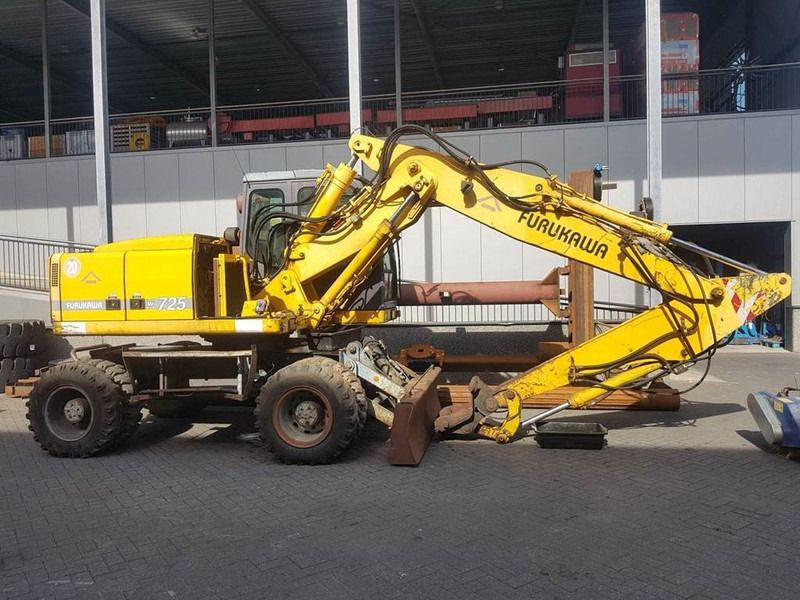 Furukawa W 725 LS (For parts) - حفارة على عجلات: صور 1 Furukawa W 725 LS (For parts) - حفارة على عجلات: صور 1