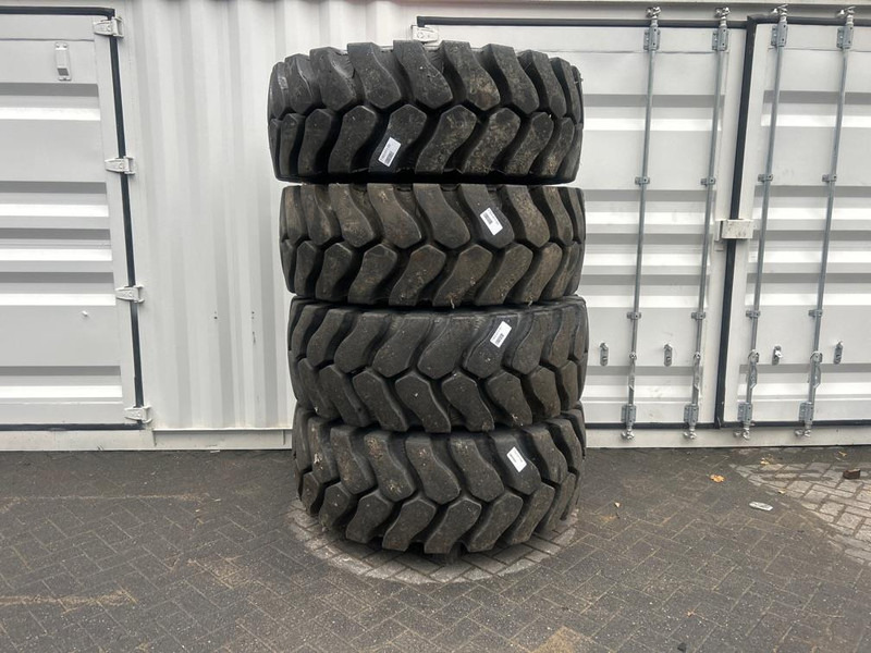Hitachi ZW150PL-Michelin 20.5-R25-Tire/Reifen/Band - الإطارات والجنوط - آلات البناء: صور 1 Hitachi ZW150PL-Michelin 20.5-R25-Tire/Reifen/Band - الإطارات والجنوط - آلات البناء: صور 1