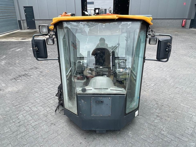 Hyundai HL757-7A-71LB-12012 / 71LB-12013 /71LB-12014-Cabin - الكابينة والداخلية - آلات البناء: صور 2 Hyundai HL757-7A-71LB-12012 / 71LB-12013 /71LB-12014-Cabin - الكابينة والداخلية - آلات البناء: صور 2