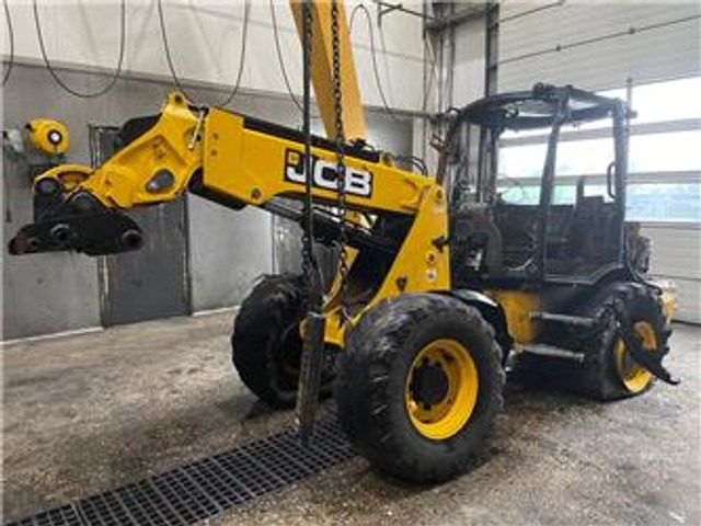 JCB TM 220 - (For parts) - اللودر بعجل: صور 1 JCB TM 220 - (For parts) - اللودر بعجل: صور 1