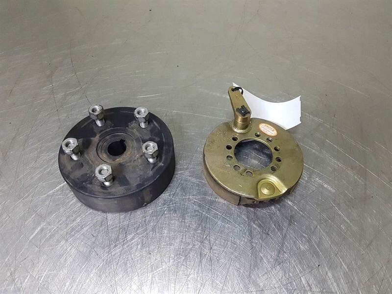 KNOTT 800149-010 - Brake drum/Bremstrommel/Remtrom - أجزاء الفرامل - آلات البناء: صور 3 KNOTT 800149-010 - Brake drum/Bremstrommel/Remtrom - أجزاء الفرامل - آلات البناء: صور 3