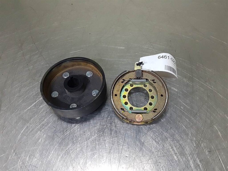 KNOTT 800149-010 - Brake drum/Bremstrommel/Remtrom - أجزاء الفرامل - آلات البناء: صور 2 KNOTT 800149-010 - Brake drum/Bremstrommel/Remtrom - أجزاء الفرامل - آلات البناء: صور 2