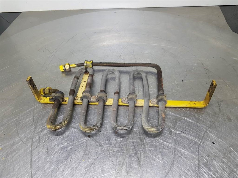 Kramer 312 - Fuel cooler/Kraftstoff kühler/Diesel koeler - المحرك و قطع الغيار - آلات البناء: صور 1 Kramer 312 - Fuel cooler/Kraftstoff kühler/Diesel koeler - المحرك و قطع الغيار - آلات البناء: صور 1