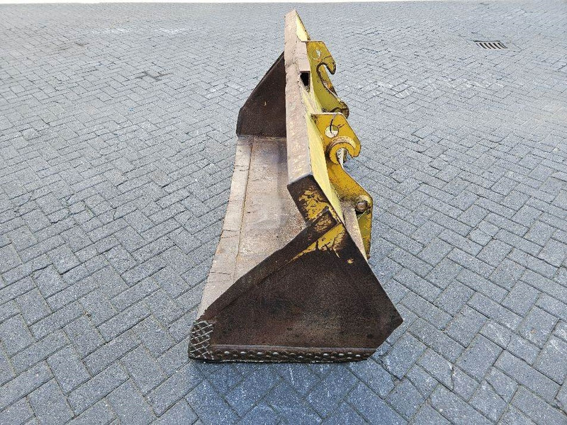 Kramer 512SL - Bucket/Schaufel/Dichte bak - بكت - آلات البناء: صور 3 Kramer 512SL - Bucket/Schaufel/Dichte bak - بكت - آلات البناء: صور 3