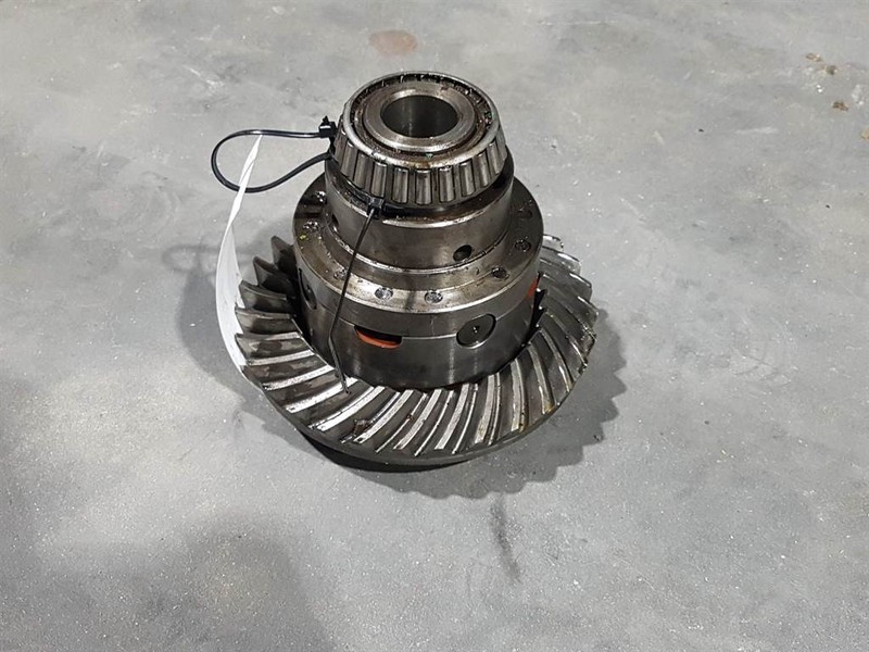Kramer 880-Carraro 26.28M-641865/150157-Differential - المحور و قطع الغيار - آلات البناء: صور 1 Kramer 880-Carraro 26.28M-641865/150157-Differential - المحور و قطع الغيار - آلات البناء: صور 1