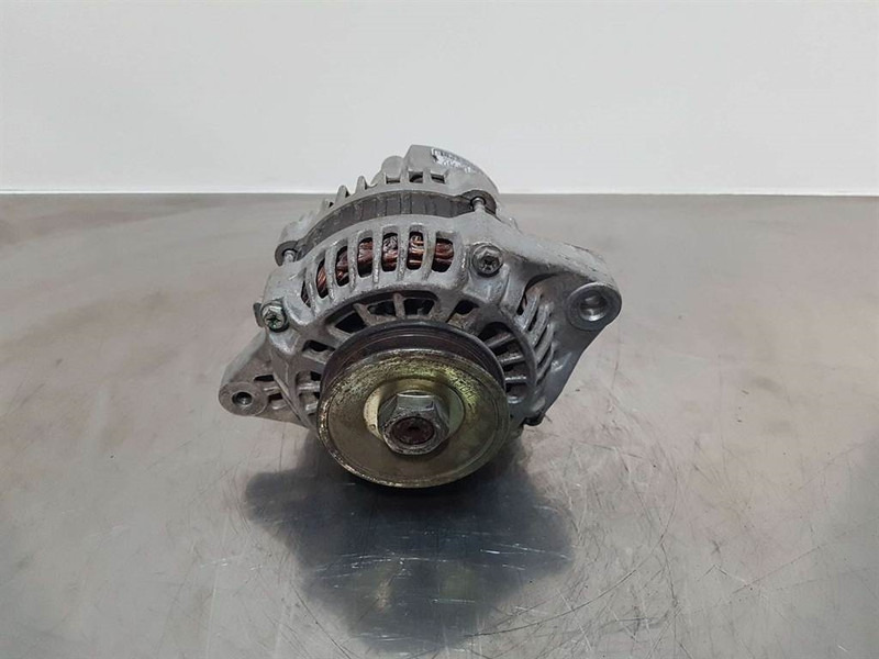 Kubota 12V 60A-A1TA1777-Alternator/Lichtmaschine/Dynamo - المحرك - آلات البناء: صور 2 Kubota 12V 60A-A1TA1777-Alternator/Lichtmaschine/Dynamo - المحرك - آلات البناء: صور 2