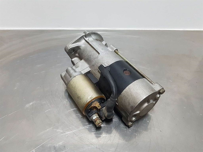 Kubota 12V 9T 2,5KW-Starter/Anlasser/Startmotor - المحرك - آلات البناء: صور 3 Kubota 12V 9T 2,5KW-Starter/Anlasser/Startmotor - المحرك - آلات البناء: صور 3