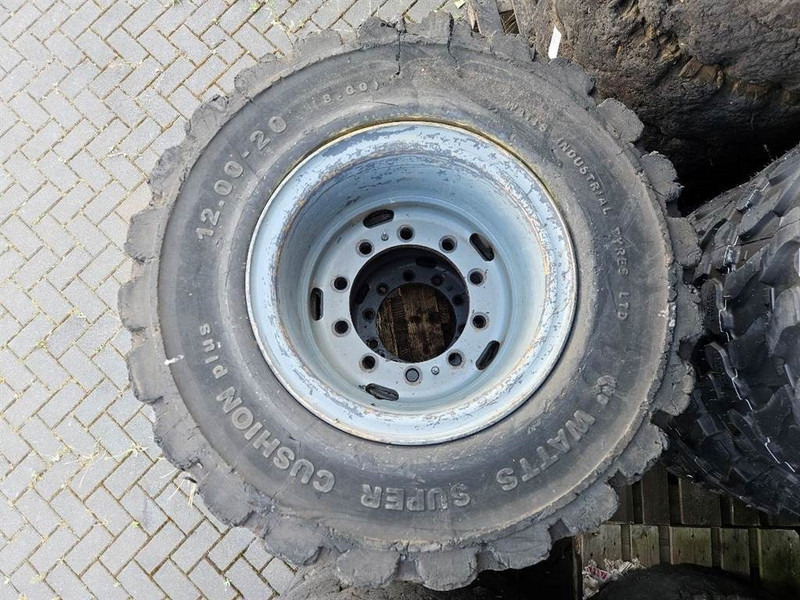 Liebherr A934C-12.00-20-Tire/Reifen/Band - الإطارات والجنوط - آلات البناء: صور 3 Liebherr A934C-12.00-20-Tire/Reifen/Band - الإطارات والجنوط - آلات البناء: صور 3