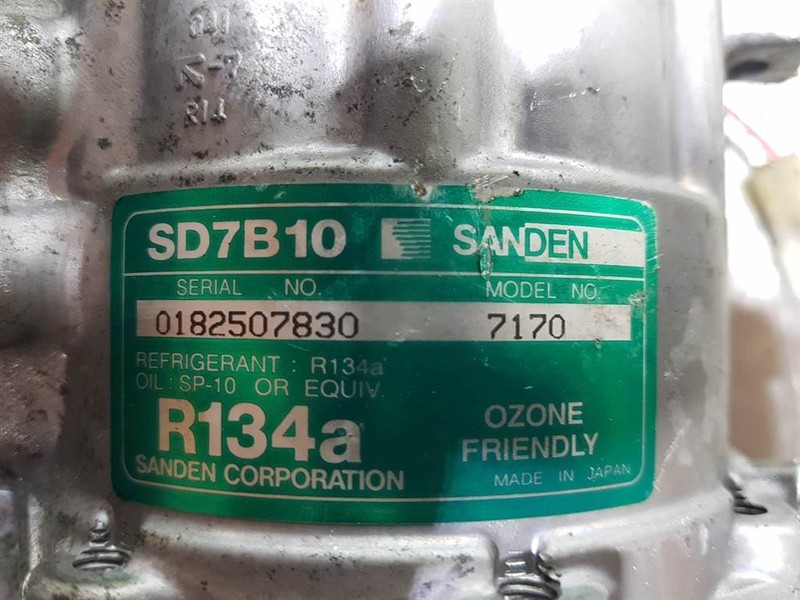 Liebherr L507-Sanden SD7B10-7170-Compressor/Kompressor - كمبروسر مكيف - آلات البناء: صور 4 Liebherr L507-Sanden SD7B10-7170-Compressor/Kompressor - كمبروسر مكيف - آلات البناء: صور 4