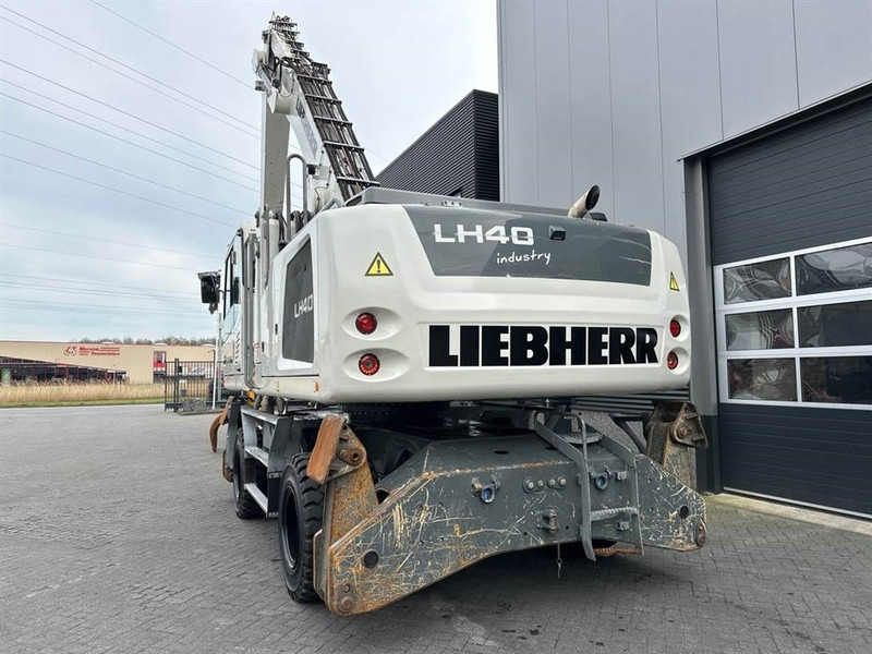 Liebherr LH 40 M Litronic Material Handler - حفارة النقل والشحن: صور 4 Liebherr LH 40 M Litronic Material Handler - حفارة النقل والشحن: صور 4