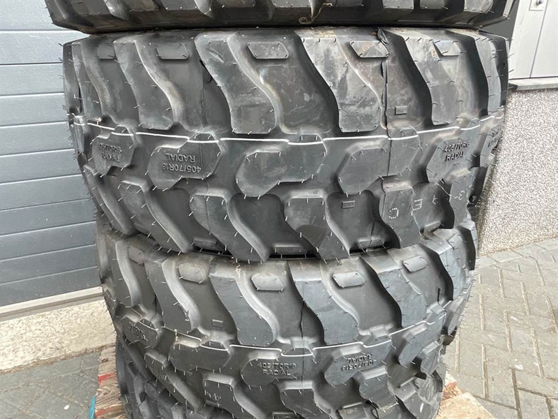 Magna 405/70R18-Tire/Reifen/Band - الإطارات والجنوط - آلات البناء: صور 3 Magna 405/70R18-Tire/Reifen/Band - الإطارات والجنوط - آلات البناء: صور 3