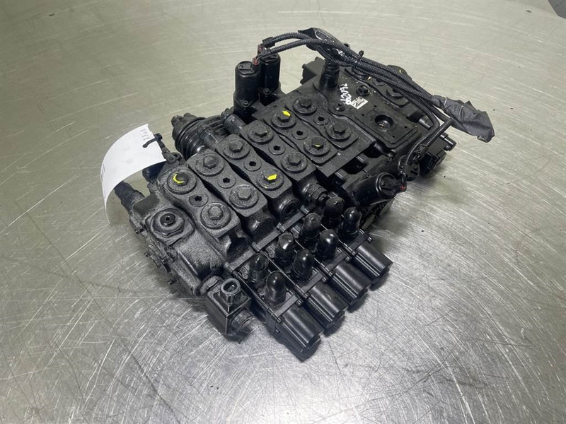 Manitou MT1440/1840-52536374-Valve/Ventile/Ventiel - علم السوائل المتحركة - آلات البناء: صور 2 Manitou MT1440/1840-52536374-Valve/Ventile/Ventiel - علم السوائل المتحركة - آلات البناء: صور 2