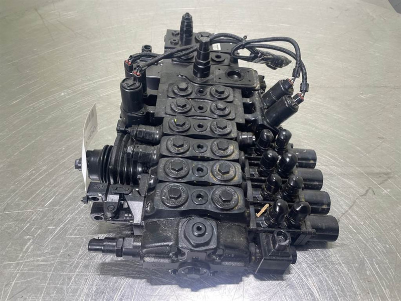 Manitou MT1440/1840-52536573-Valve/Ventile/Ventiel - علم السوائل المتحركة - آلات البناء: صور 2 Manitou MT1440/1840-52536573-Valve/Ventile/Ventiel - علم السوائل المتحركة - آلات البناء: صور 2