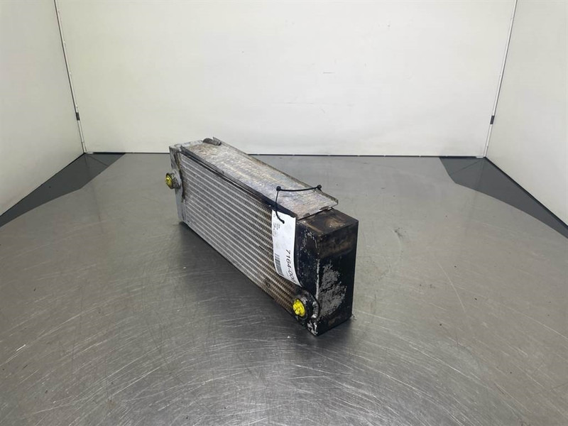 Manitou MT523 - Cooler/Kühler/Koeler - المحرك - آلات البناء: صور 4 Manitou MT523 - Cooler/Kühler/Koeler - المحرك - آلات البناء: صور 4