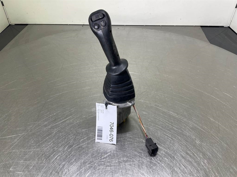 Mecalac 12MTX-5360463-Joystick/Steuergriff - النظام الكهربائي - آلات البناء: صور 1 Mecalac 12MTX-5360463-Joystick/Steuergriff - النظام الكهربائي - آلات البناء: صور 1