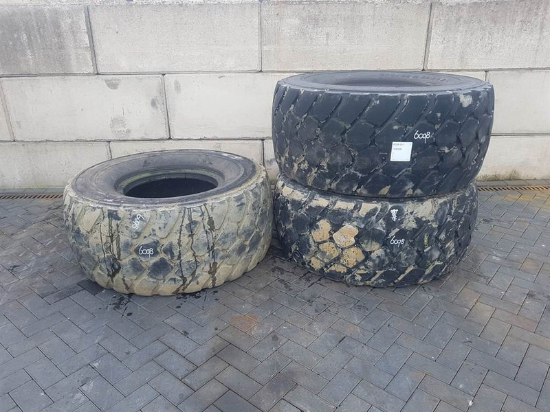 Michelin 600/65R25 - Tyre/Reifen/Band - الإطارات والجنوط - آلات البناء: صور 1 Michelin 600/65R25 - Tyre/Reifen/Band - الإطارات والجنوط - آلات البناء: صور 1